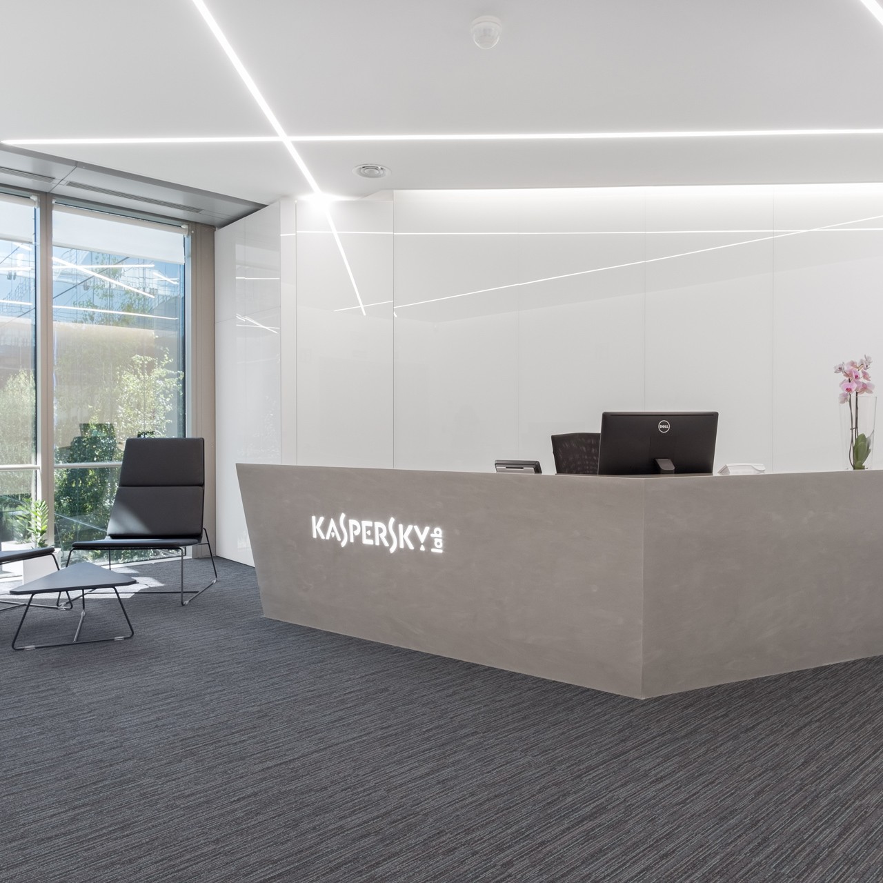 Oficinas KAspersky, diseño de oficinas, Ivory